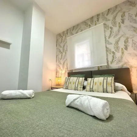 Urbe10 Santa Lucia 1 Bedroom Apartment 1A Málaga Extérieur photo